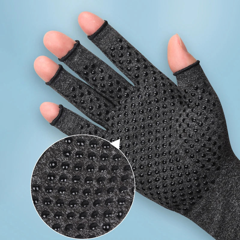 LiveGrounded Compression Gloves for Hand Recovery